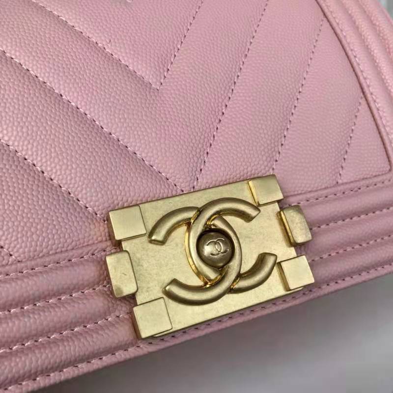 SMALL BOY Chanel HANDBAG Chevrons Pattern Grained Calfskin Pink High