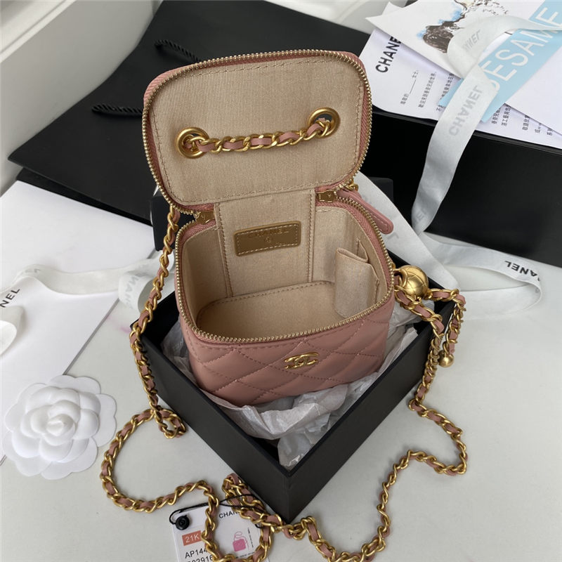 Chanel SMALL VANITY WITH CHAIN Lambskin & Gold-Tone Metal AP1447 Pink A