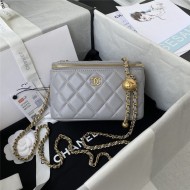 Chanel CLUTCH WITH CHAIN Lambskin & Gold-Tone Metal AP2303 Grey A