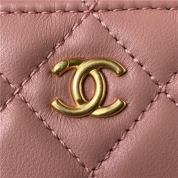 Chanel CLUTCH WITH CHAIN Lambskin & Gold-Tone Metal AP2303 Pink A