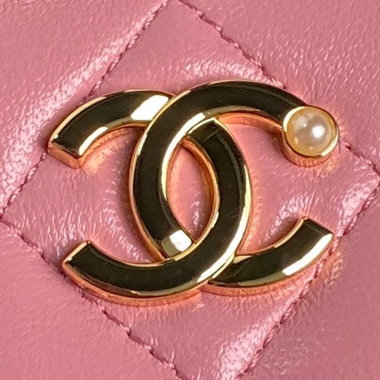 Chanel Vanity with Chain AP4283 Lambskin Pink High