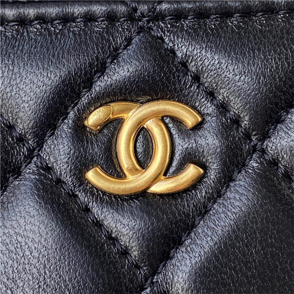 Chanel CLUTCH WITH CHAIN Lambskin & Gold-Tone Metal AP2303 Black A