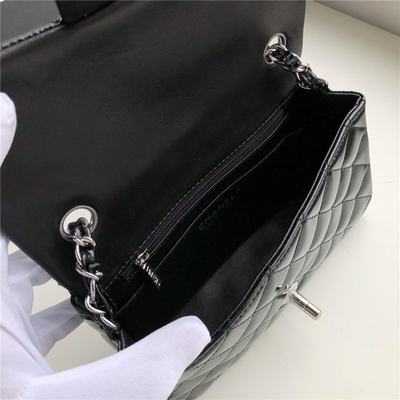 Mini CLASSIC HANDBAG Patent Leather Silver Metal Black A