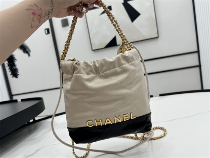 Chanel 22 MINI HANDBAG Patchwork Shiny Calfskin & Gold-Tone Metal AS3980 High