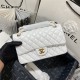 Medium CLASSIC HANDBAG Lambskin White Gold Metal B