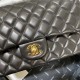 Medium CLASSIC HANDBAG Lambskin Black Gold Metal B