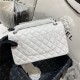 Medium CLASSIC HANDBAG Lambskin White Silver Metal B