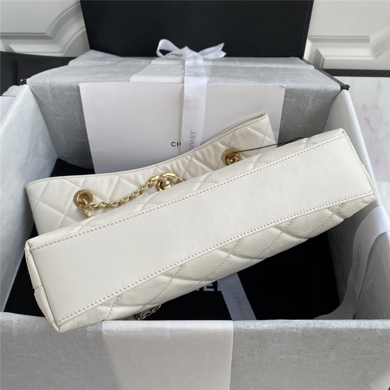 Shopping Bag Calfskin Crystal Pearls & Gold-Tone Metal White A (OUT OF STOCK)