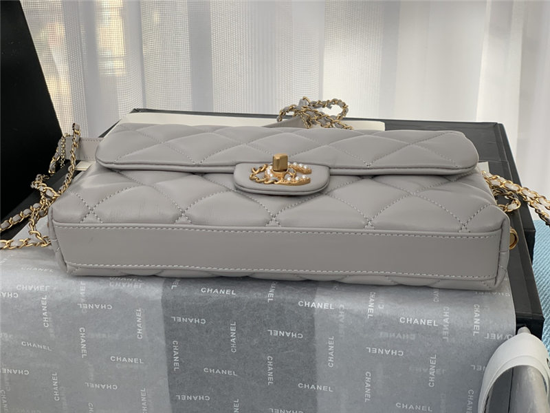 FLAP BAG Lambskin & Gold Metal AS2563 Grey High