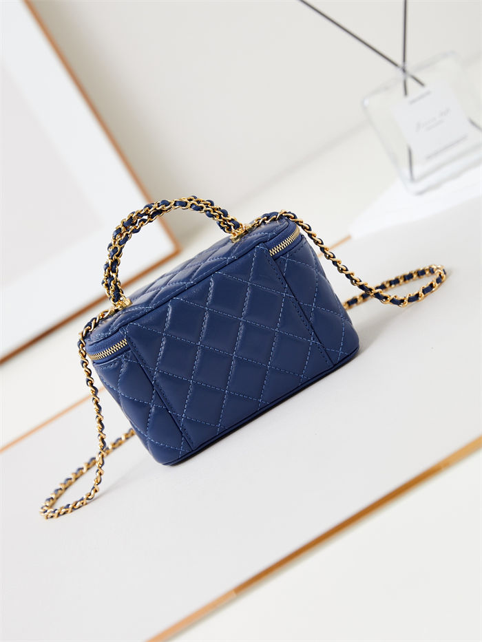 CLUTCH WITH CHAIN AP4168 Shiny Crumpled Calfskin Gold-Metal Blue A