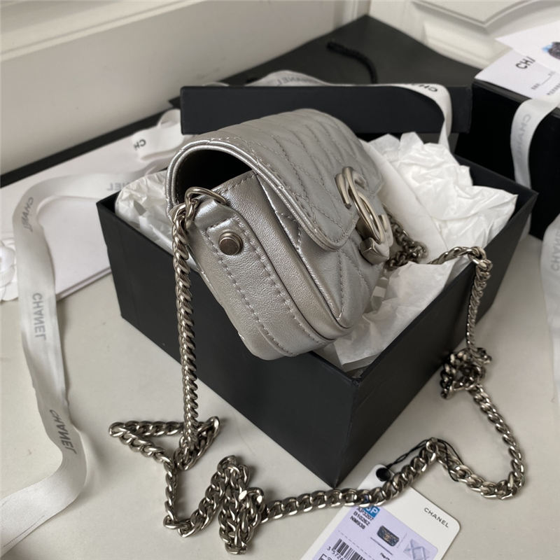 Chanel FLAP PHONE HOLDER WITH CHAIN Shiny Lambskin & Silver-Tone Metal AP3207 Silver A