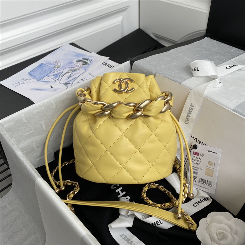 DRAWSTRING BAG Shiny Lambskin & Gold-Tone Metal High