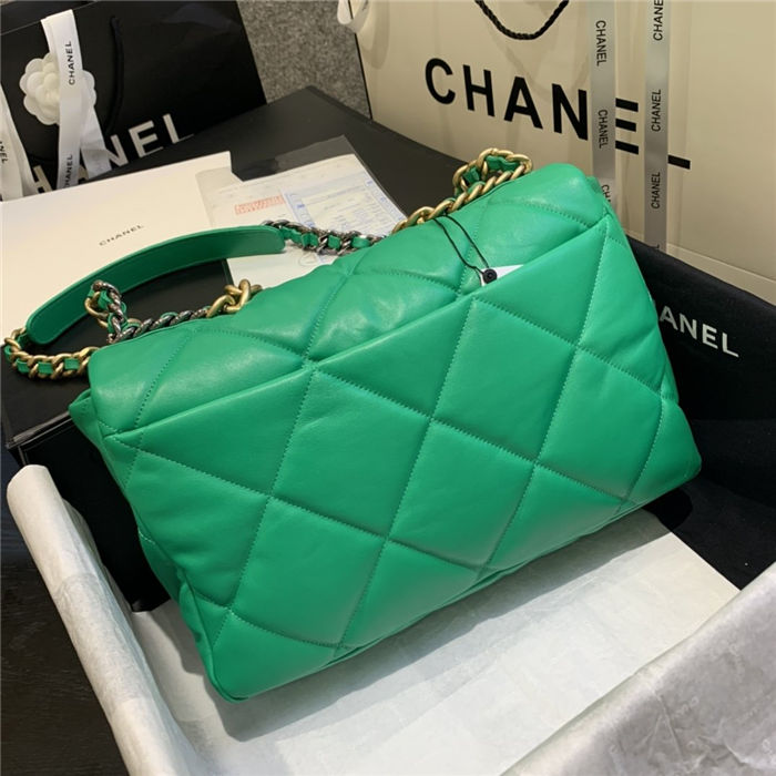 Maxi Chanel 19 Flap Bag Goatskin/Lambskin Green High