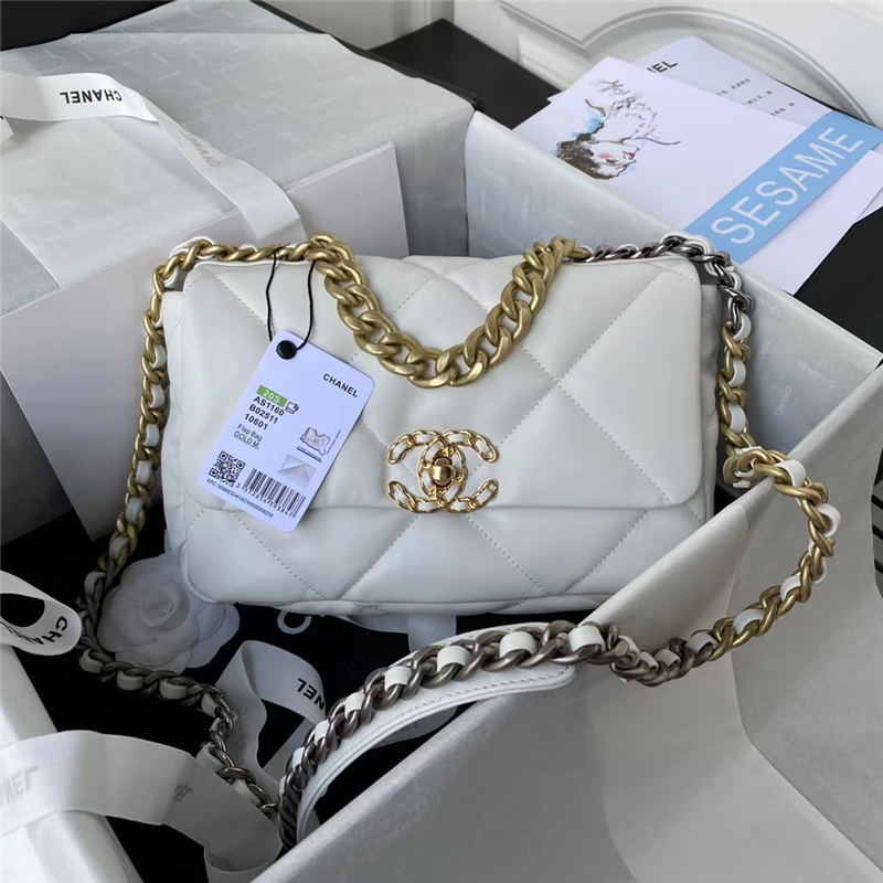 Chanel 19 Flap Bag Goatskin/Lambskin White High