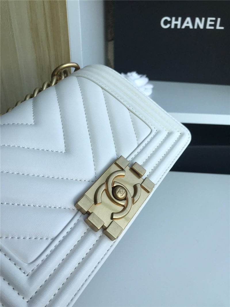 SMALL BOY Chanel HANDBAG Chevrons Pattern Lambskin White High