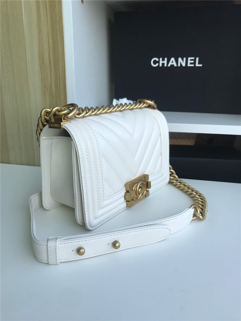 SMALL BOY Chanel HANDBAG Chevrons Pattern Lambskin White High