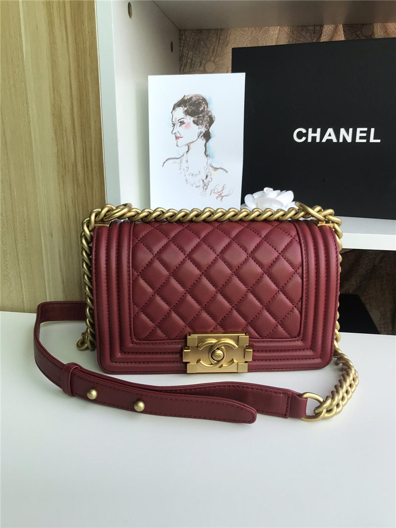 SMALL BOY Chanel HANDBAG Lambskin Burgundy High