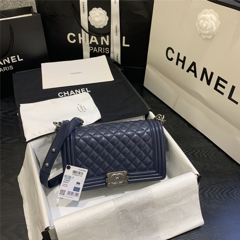 BOY Chanel HANDBAG Lambskin Silver Metal Navy Blue A