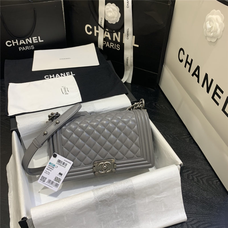 BOY Chanel HANDBAG Lambskin Silver Metal Grey A