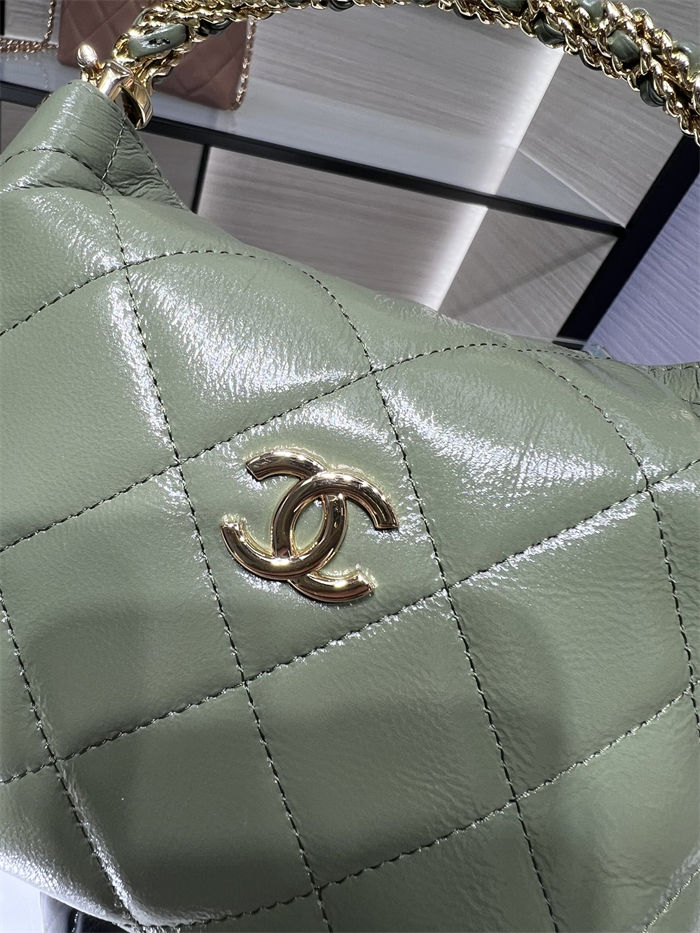 Chanel CLUTCH WITH CHAIN AP4189 Shiny Lambskin & Gold-Tone Metal Green High