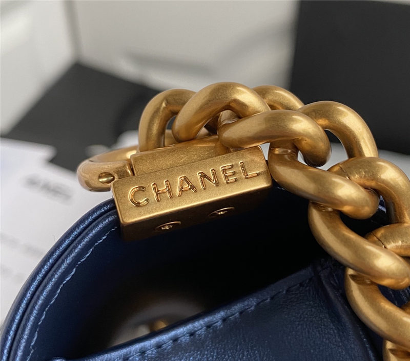 BOY Chanel HANDBAG Lambskin & Gold Metal Blue A