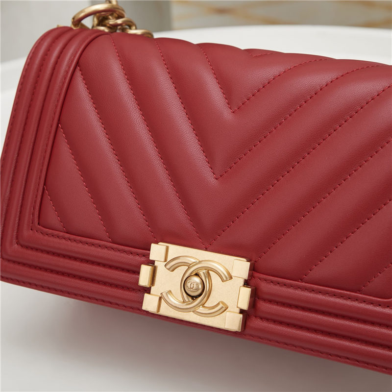 BOY Chanel HANDBAG Chevrons Pattern Lambskin Red B