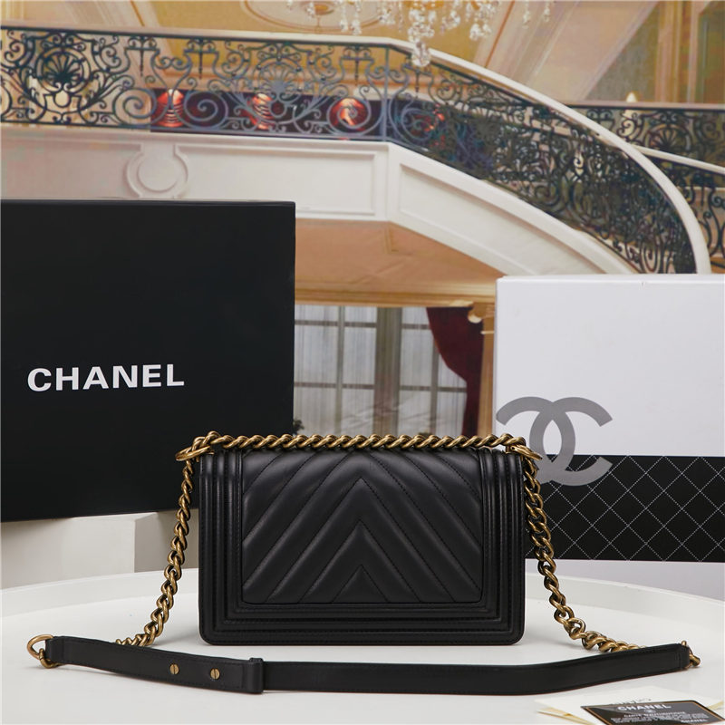 BOY Chanel HANDBAG Chevrons Pattern Lambskin Black B