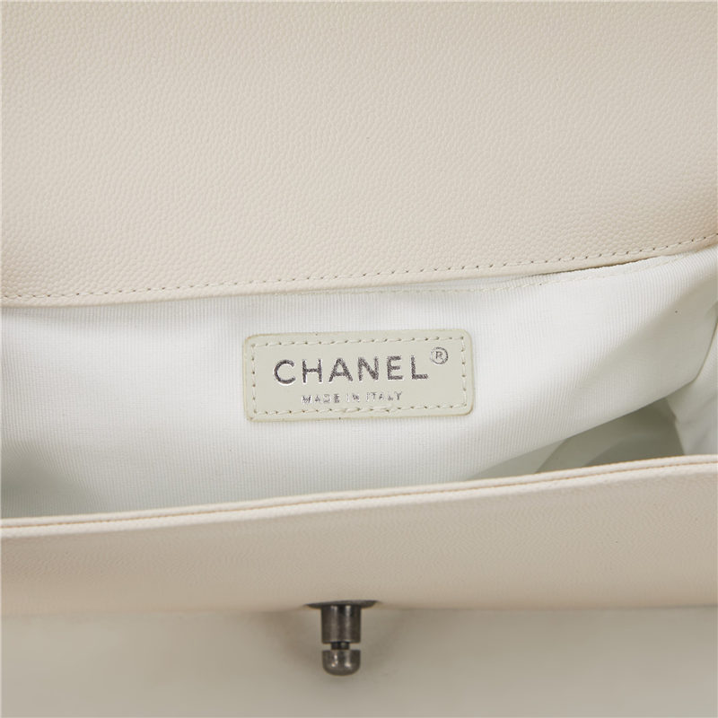 BOY Chanel HANDBAG Chevrons Pattern Grained Calfskin White B