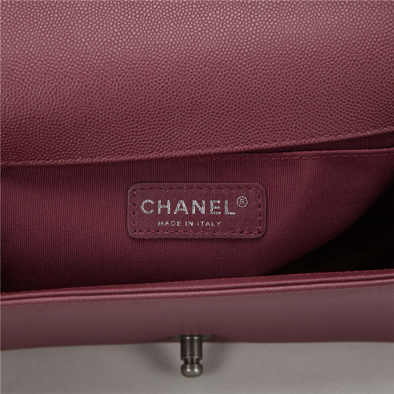 BOY Chanel HANDBAG Chevrons Pattern Grained Calfskin Burgundy B