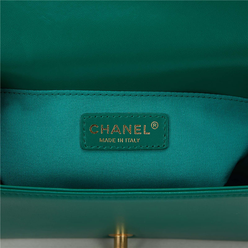 BOY Chanel HANDBAG Lambskin Green B