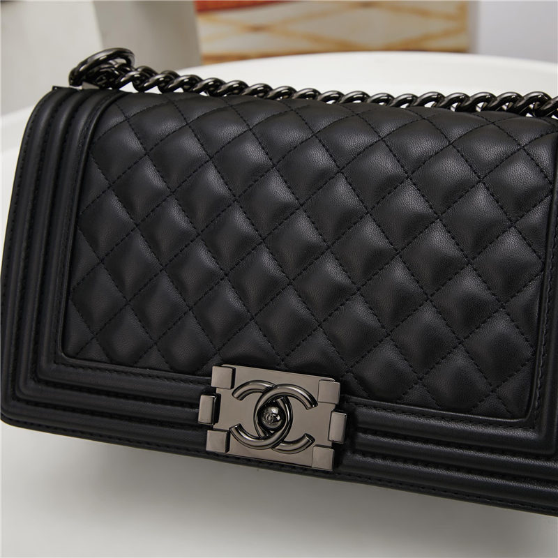 BOY Chanel HANDBAG Lambskin Black B