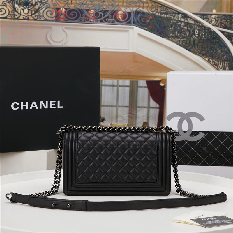 BOY Chanel HANDBAG Lambskin Black B