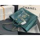 LARGE SHOPPING BAG Shiny Calfskin, Crystal Pearls, Strass, Enamel, Gold-Tone & Ruthenium-Finish Metal Green High