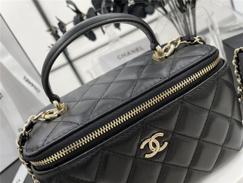 Chanel VANITY WITH CHAIN A68062 Lambskin & Gold-Tone Metal Black High