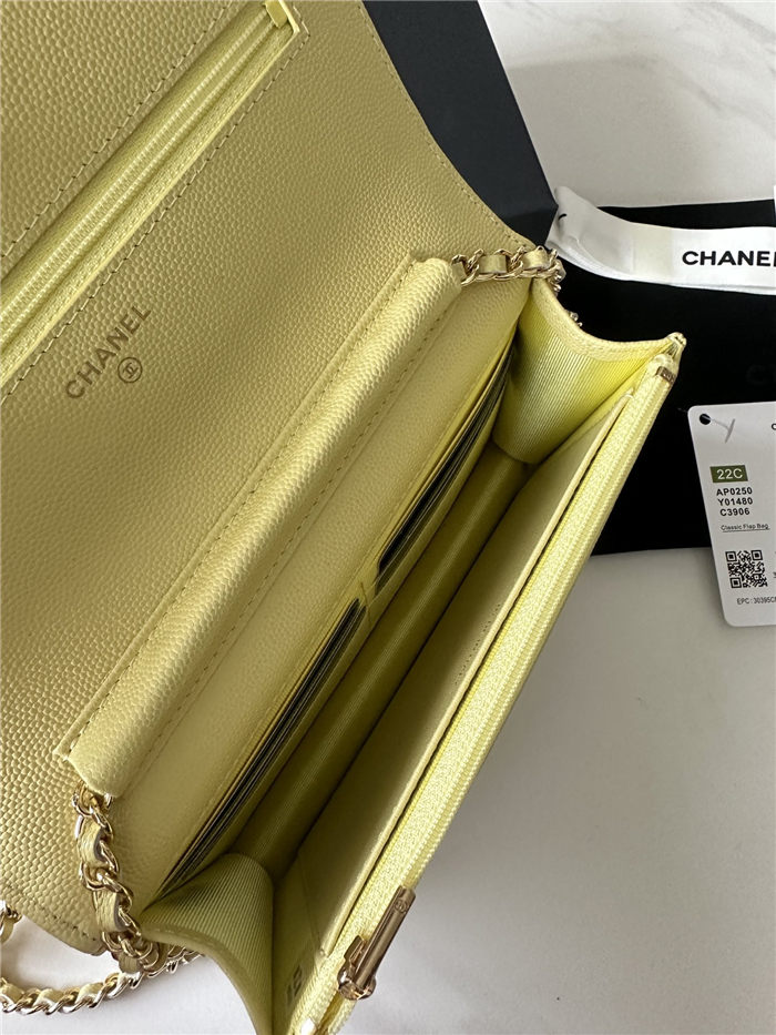 Classic Wallet on Chain AP0250 Grained Calfskin Yellow Gold Metal A