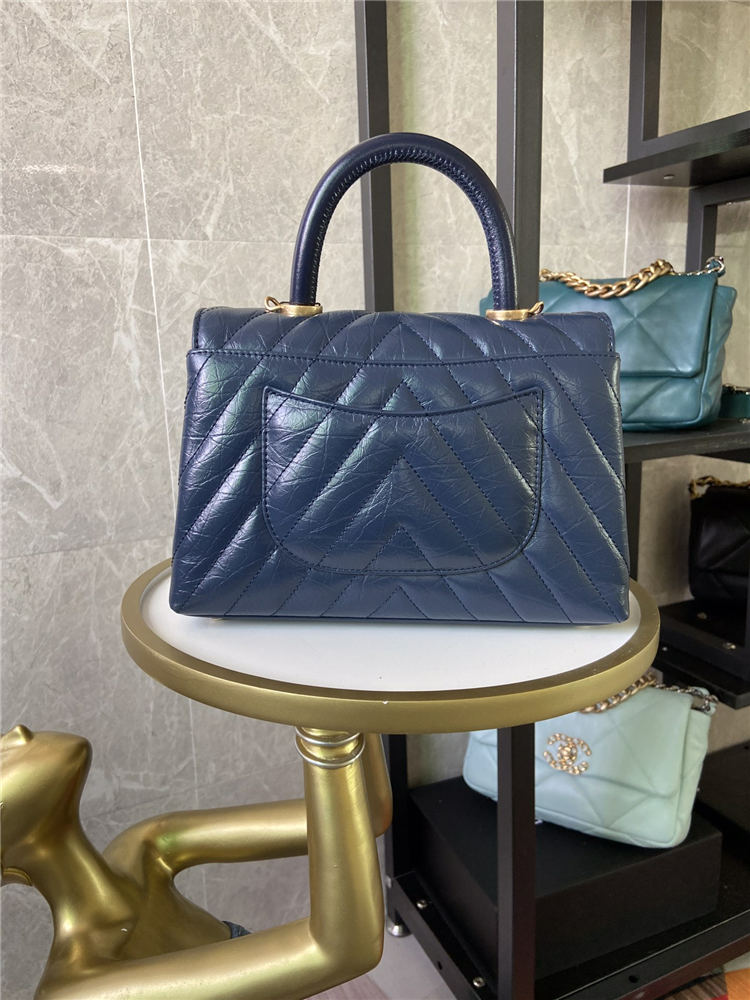 SMALL FLAP BAG WITH TOP HANDLE Chevrons Pattern Shiny Calfskin Gold Metal Blue High