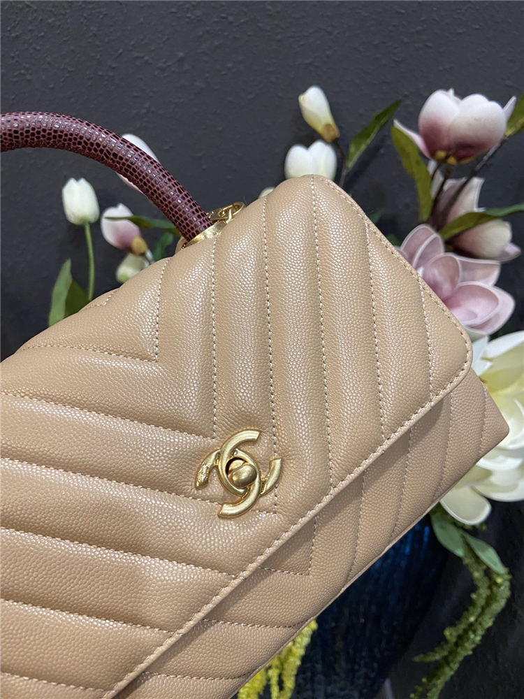 SMALL FLAP BAG WITH TOP HANDLE Chevrons Pattern Grained Calfskin Beige Gold Metal High