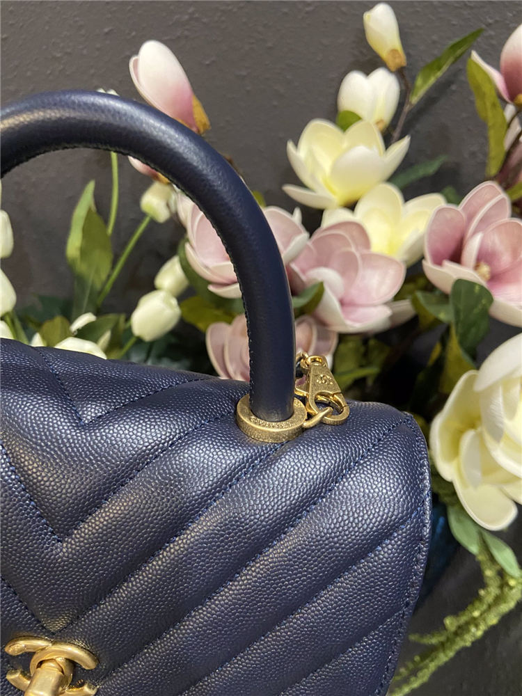 SMALL FLAP BAG WITH TOP HANDLE Chevrons Pattern Grained Calfskin Gold Metal Navy Blue High