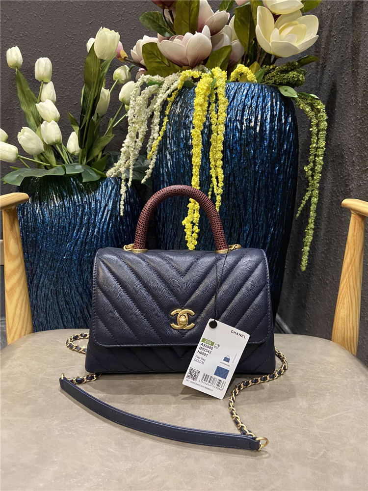 SMALL FLAP BAG WITH TOP HANDLE Chevrons Pattern Grained Calfskin Gold Metal Navy Blue High