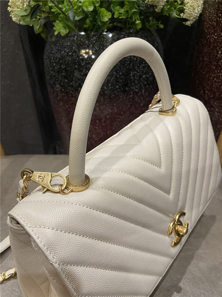 FLAP BAG WITH TOP HANDLE Chevrons Pattern Grained Calfskin Gold Metal High