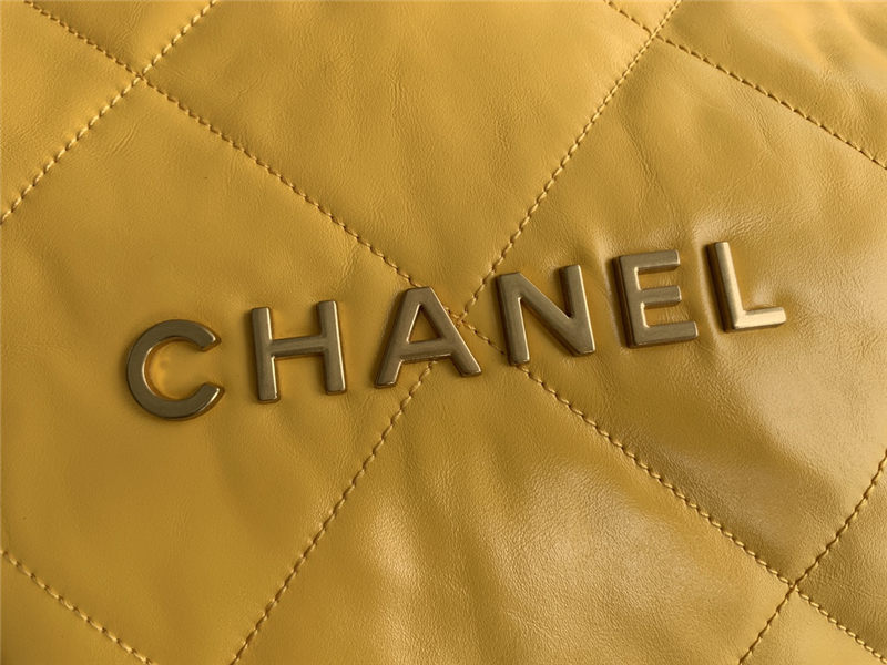 Chanel 22 SMALL HANDBAG Shiny Calfskin & Gold-Tone Metal AS3260 Yellow High