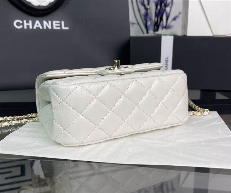 Chanel MINI FLAP BAG With Top Diamond Handle Lambskin & Gold-Tone Metal AS4140 White High