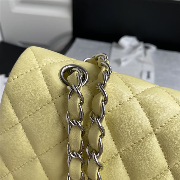 Medium CLASSIC HANDBAG Lambskin Yellow Silver Metal A