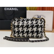 Chanel 19 Flap Bag Tweed Gold-Tone Houndstooth Black-White High