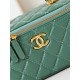 CLUTCH WITH CHAIN AP4168 Shiny Crumpled Calfskin Gold-Metal Green A