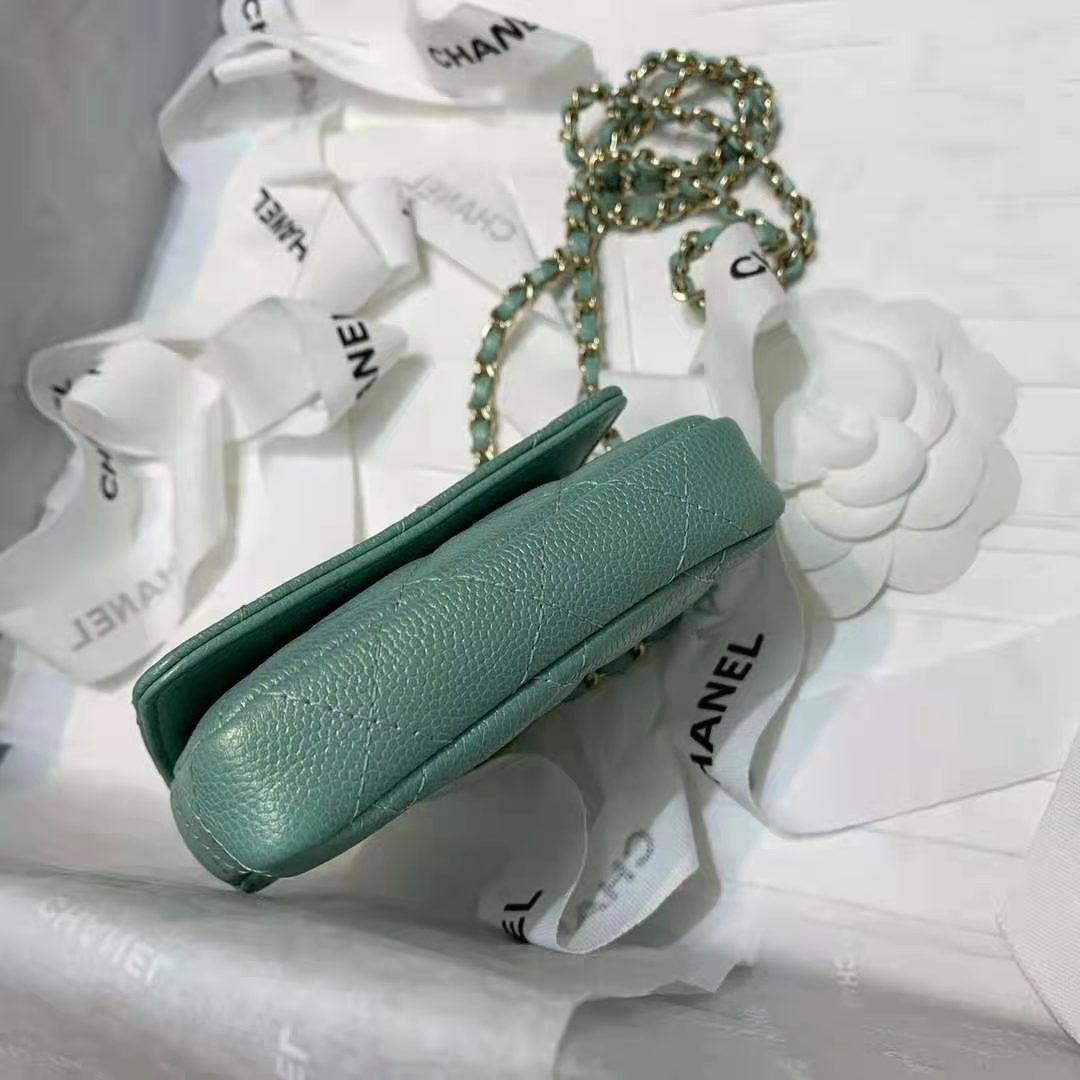 Chanel Flap Coin Purse with Chain Iridescent Grained Calfskin, Imitation Pearls & Gold-Tone Metal Green High