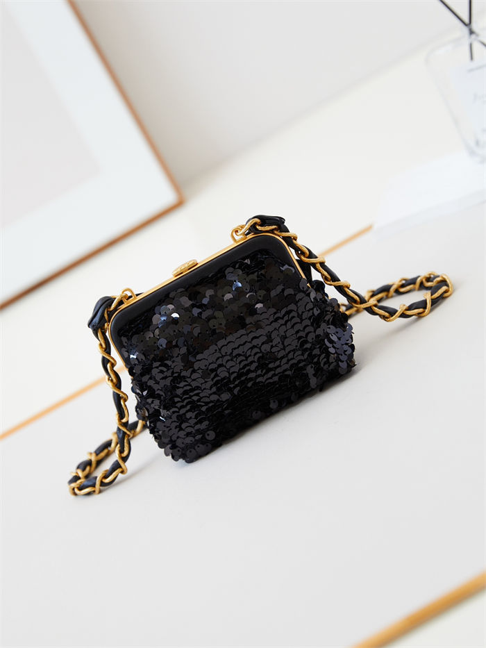 Chanel CLUTCH WITH CHAIN AP4028 Tweed, Sequins & Gold-Tone Metal A