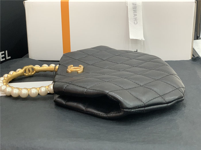 Chanel CLUTCH Lambskin Imitation Pearls & Gold-Tone Metal AS2609 Black High