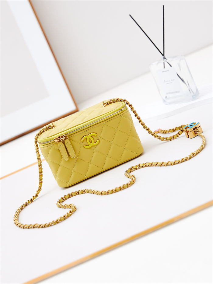 Chanel Vanity with Chain AP3940 Lambskin Yellow High