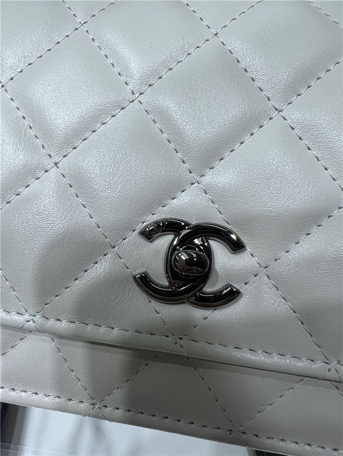 WALLET ON CHAIN AP3645 Shiny Crumpled Calfskin, Strass & Ruthenium-Finish Metal White A